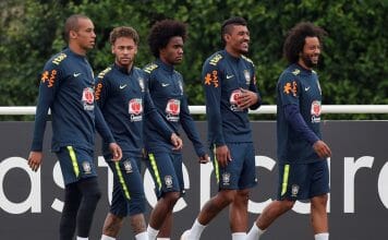 Copa do Mundo 2018 o Brasil rumo ao hexa: as táticas, jogadores chaves e as previsões para apostas Treino da seleção brasileira em Londres