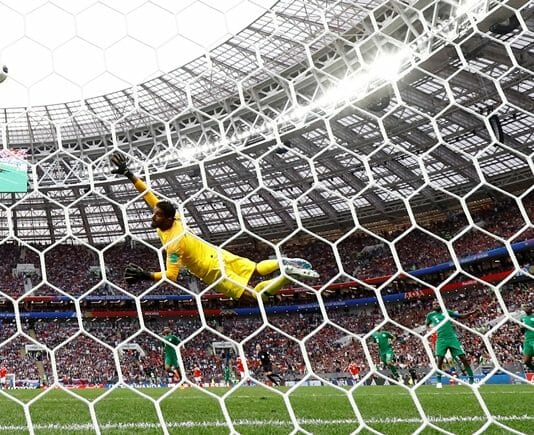Gol russo na abertura do Mundial