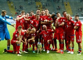 Bundesliga começa com Bayern muito favorito, mas ainda tem atrações bayern comemora