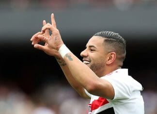 Com rodada dos sonhos, São Paulo “descola” na briga pelo título Bruno Peres