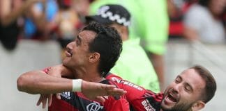 Henrique Dourada (à esq.) e Everton Ribeiro