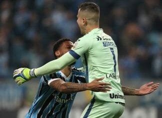 Grêmio avança, Santos cai no tapetão e 3 brasileiros lutam pela sobrevivência na Libertadores nesta quarta Marcelo Grohe
