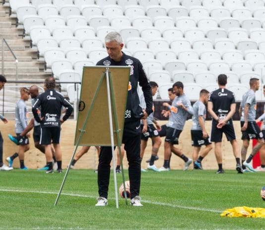 tiago nunes corinthians campeonato paulista